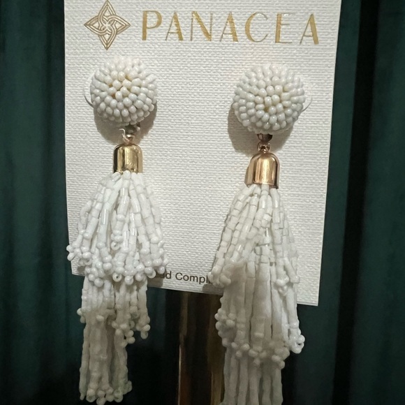 Panacea Cache White Beaded Earrings - Picture 2 of 3
